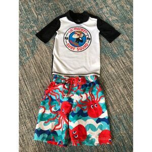old navy Boys size 3t swim suit set rash guard shorts octopus pool